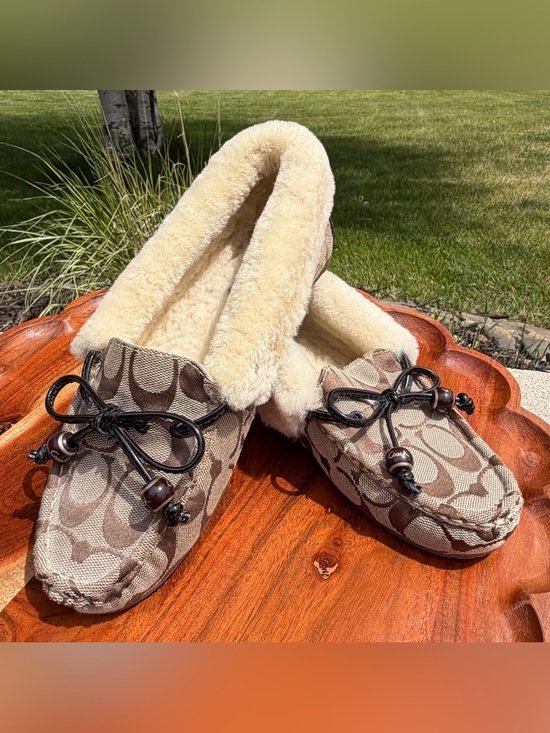 Shoes - Coach Carsyn Signature Sheepskin Loafers Q125